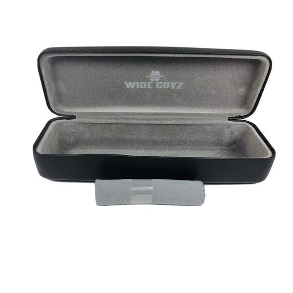Wide Guyz Oversized Eyeglass Case & Cloth - Picture 1 of 3
